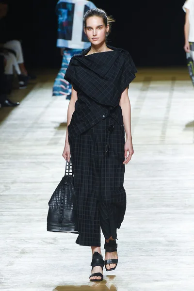 Look 31